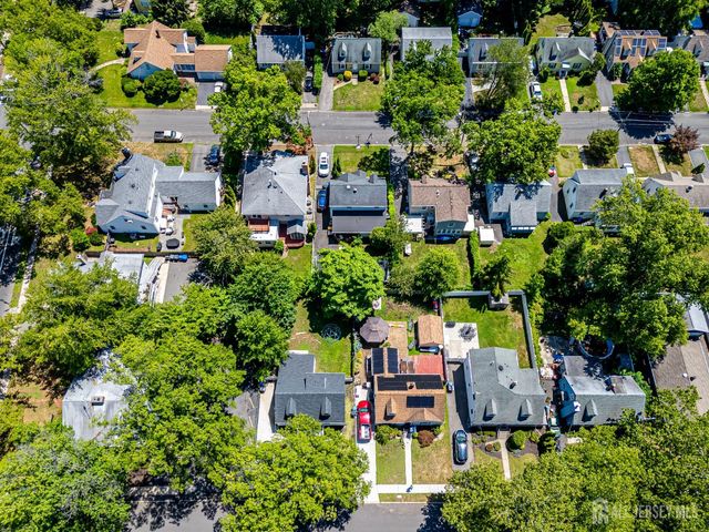 34 James Place, Metuchen, NJ 08840