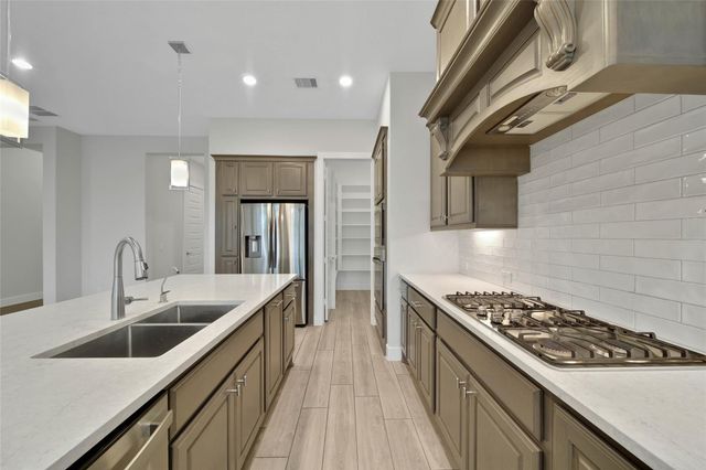 18731 Penn Farm Drive, Cypress, TX 77433