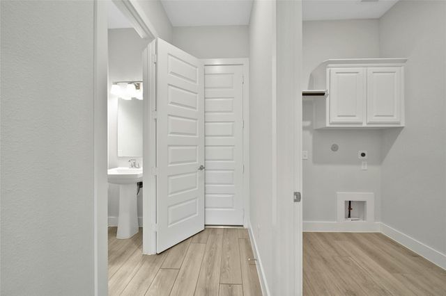 18731 Penn Farm Drive, Cypress, TX 77433