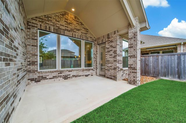 18731 Penn Farm Drive, Cypress, TX 77433