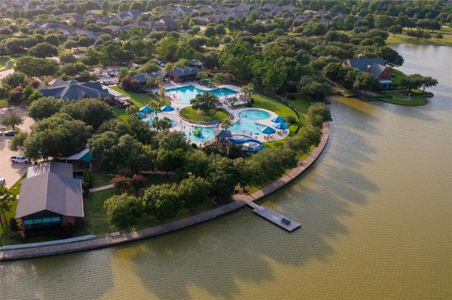 18731 Penn Farm Drive, Cypress, TX 77433