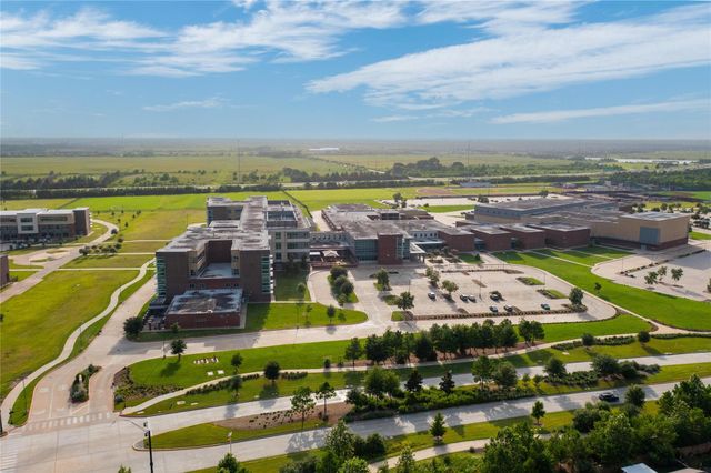 18731 Penn Farm Drive, Cypress, TX 77433