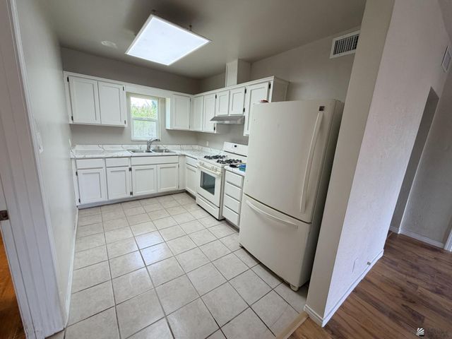 2615 W 4 St, Yuma, AZ 85364