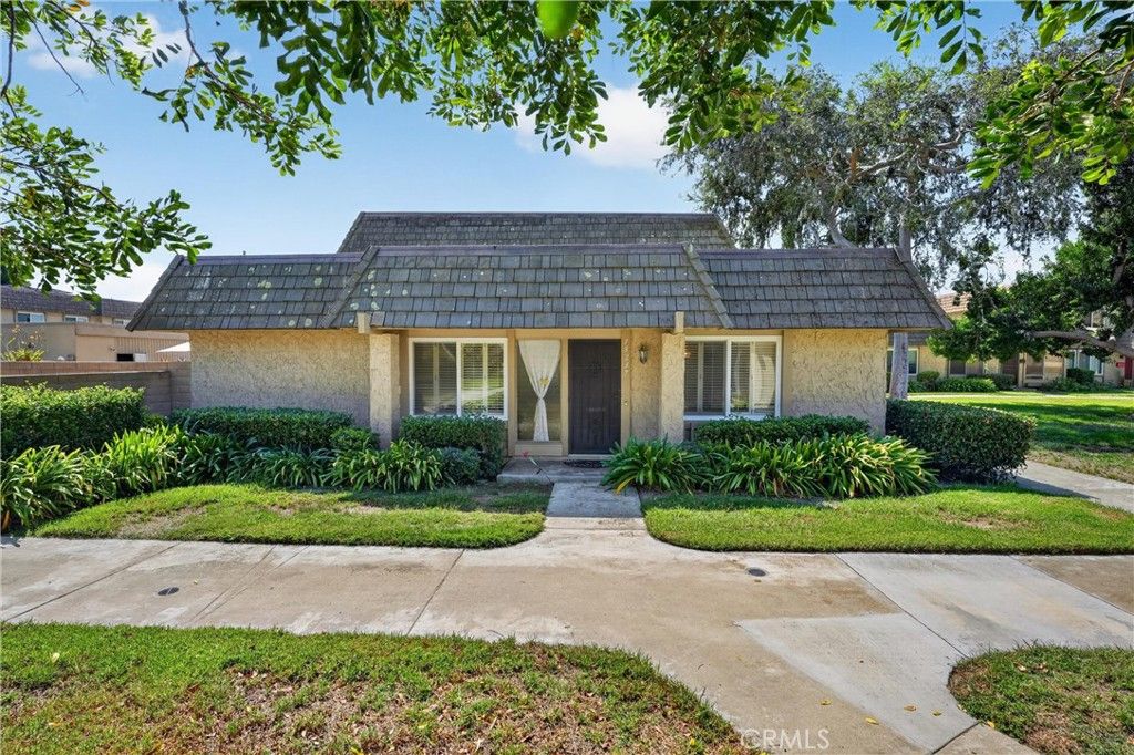 18237 Solano River Court, Fountain Valley, CA 92708 — photo 2