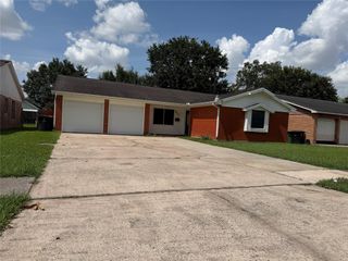 843 Regal Street, Houston, TX 77034