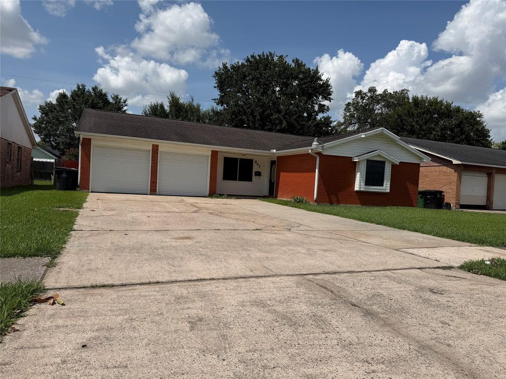 843 Regal Street, Houston, TX 77034