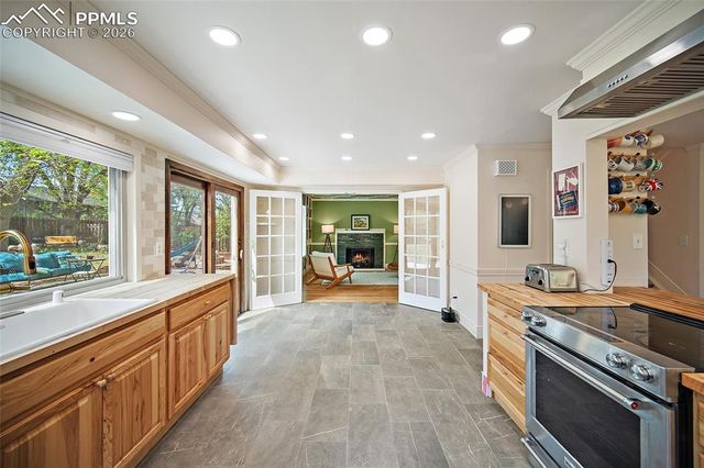 3012 E Springlake Circle, Colorado Springs, CO 80906