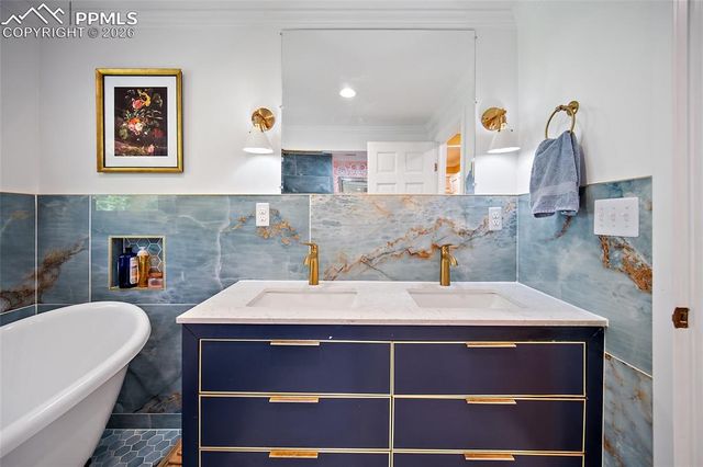 3012 E Springlake Circle, Colorado Springs, CO 80906