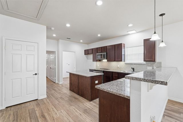 124 Chris Drive, Rockwall, TX 75032