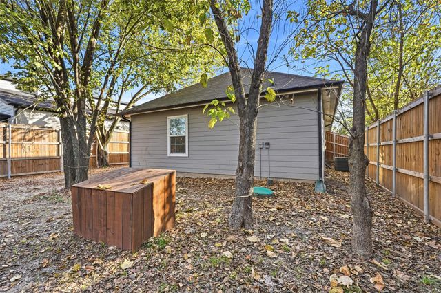 124 Chris Drive, Rockwall, TX 75032