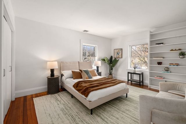 189 Clinton Rd, Brookline, MA 02445