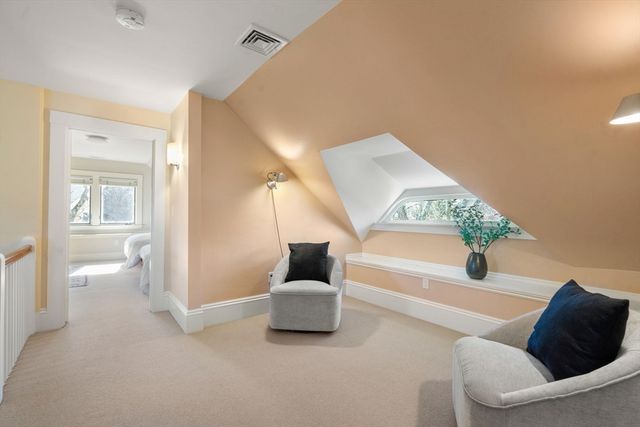 189 Clinton Rd, Brookline, MA 02445