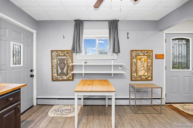 28980 Dawson Street, Garden City, MI 48135