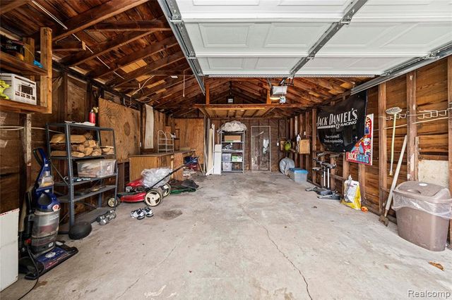 28980 Dawson Street, Garden City, MI 48135