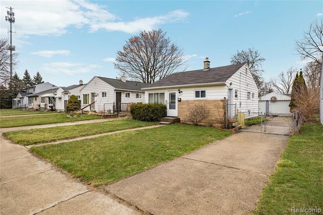 28980 Dawson Street, Garden City, MI 48135