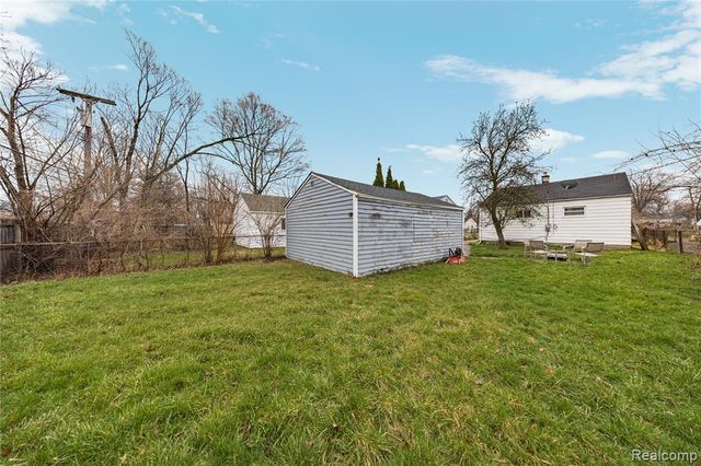 28980 Dawson Street, Garden City, MI 48135