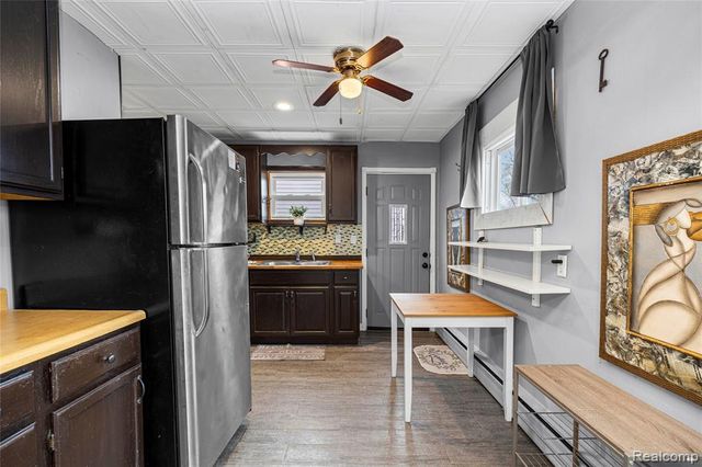 28980 Dawson Street, Garden City, MI 48135