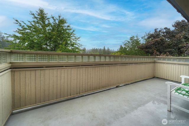 2329 NE Thistle Court, Poulsbo, WA 98370