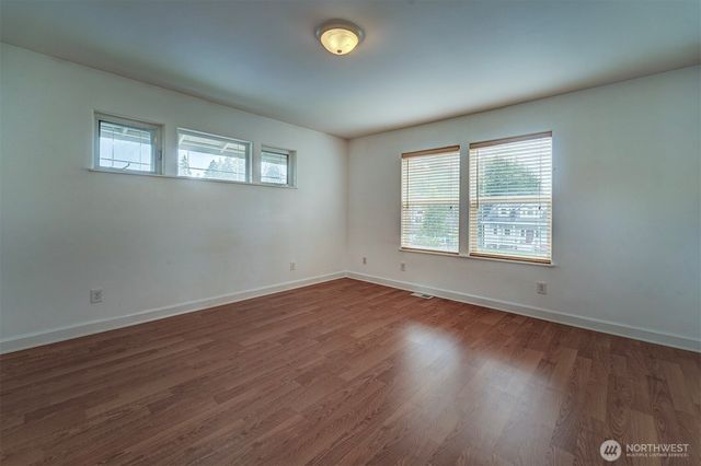 2329 NE Thistle Court, Poulsbo, WA 98370