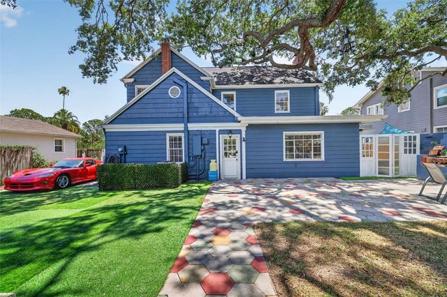 320 N BETTY LANE, Clearwater, FL 33755