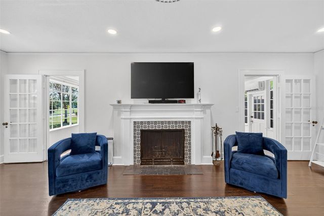 320 N BETTY LANE, Clearwater, FL 33755