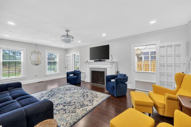 320 N BETTY LANE, Clearwater, FL 33755