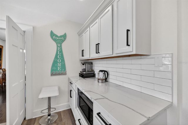 320 N BETTY LANE, Clearwater, FL 33755