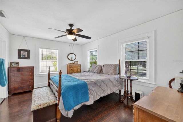 320 N BETTY LANE, Clearwater, FL 33755