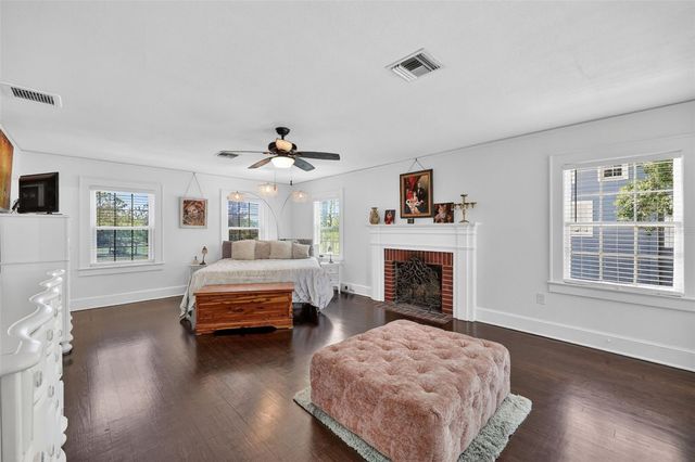 320 N BETTY LANE, Clearwater, FL 33755