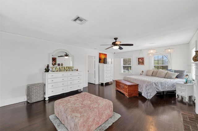 320 N BETTY LANE, Clearwater, FL 33755