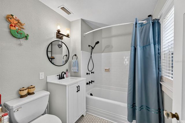 320 N BETTY LANE, Clearwater, FL 33755