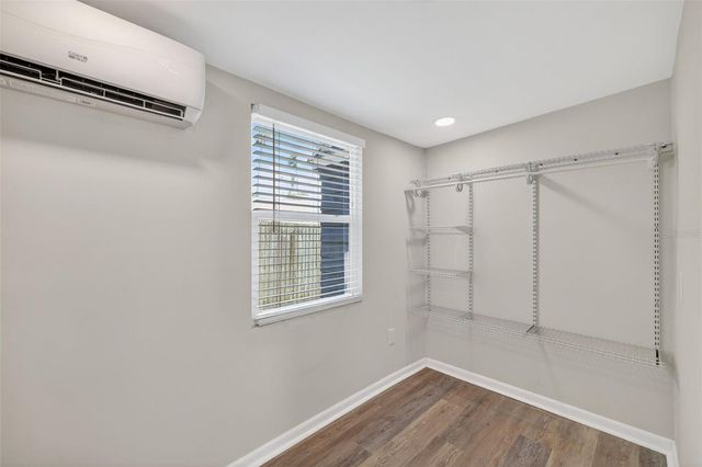 320 N BETTY LANE, Clearwater, FL 33755