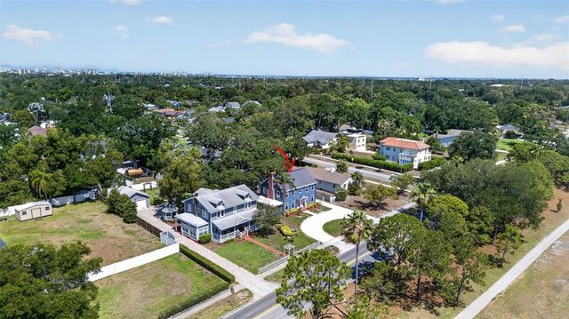 320 N BETTY LANE, Clearwater, FL 33755
