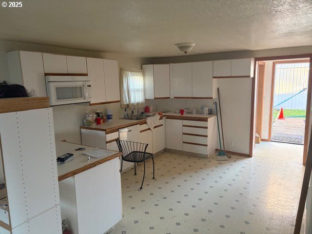 11931 Se RAYMOND St, Portland, OR 97266