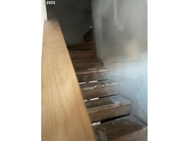 11931 Se RAYMOND St, Portland, OR 97266