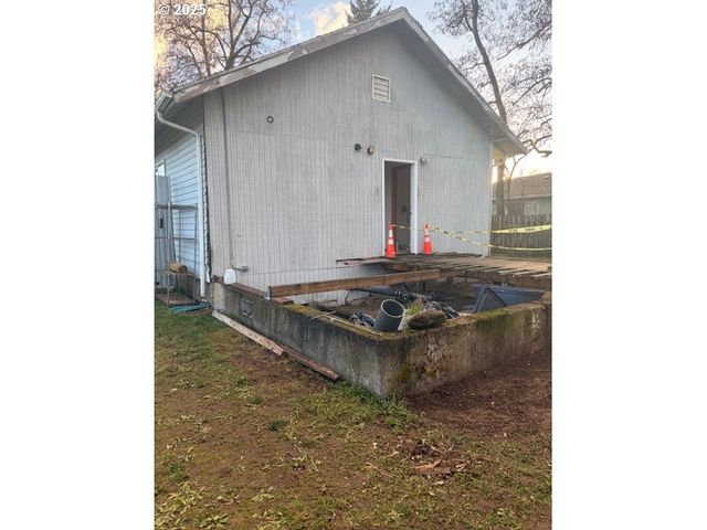 11931 Se RAYMOND St, Portland, OR 97266