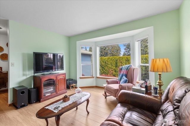7118 Highland Drive, Everett, WA 98203