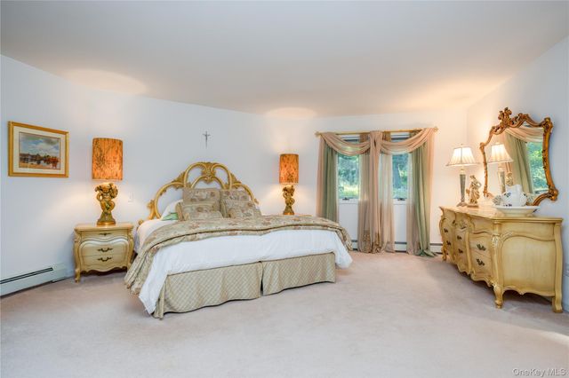 11 Hawk Nest Road, Tomkins Cove, NY 10986