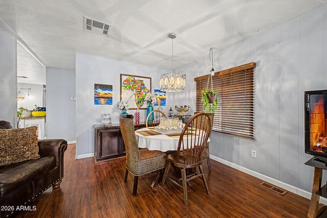 120 N VAL VISTA Drive 207, Mesa, AZ 85213