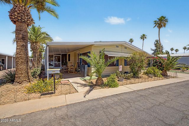 120 N VAL VISTA Drive 207, Mesa, AZ 85213