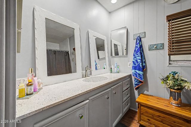 120 N VAL VISTA Drive 207, Mesa, AZ 85213