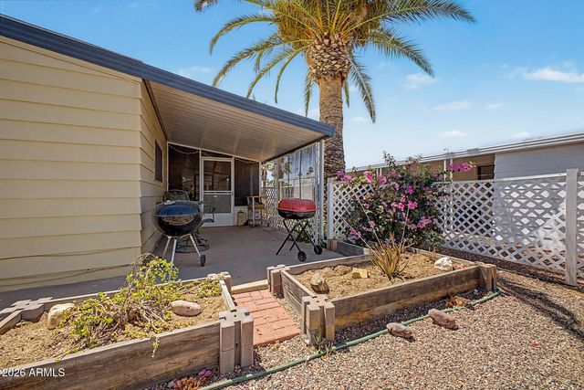 120 N VAL VISTA Drive 207, Mesa, AZ 85213