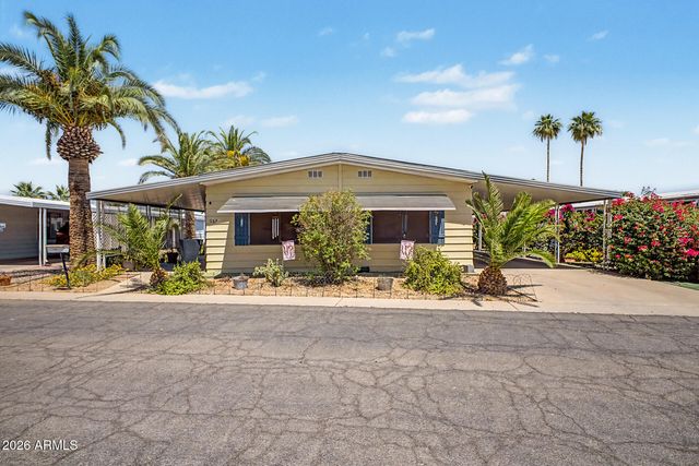 120 N VAL VISTA Drive 207, Mesa, AZ 85213