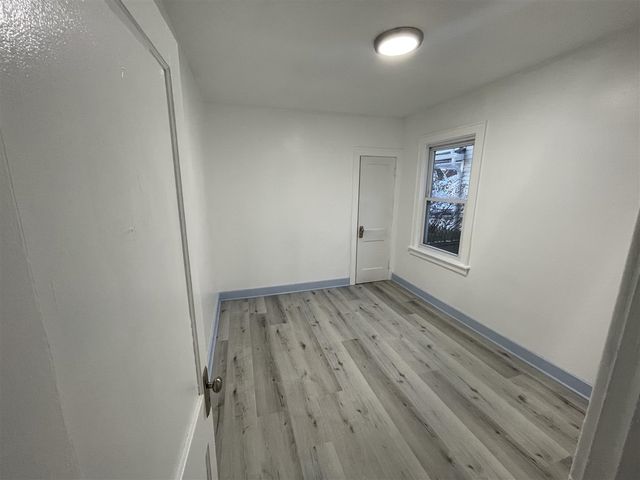 17330 Waltham Street, Detroit, MI 48205