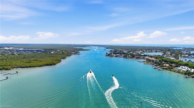 3554 Haldeman Creek DR 113, Naples, FL 34112