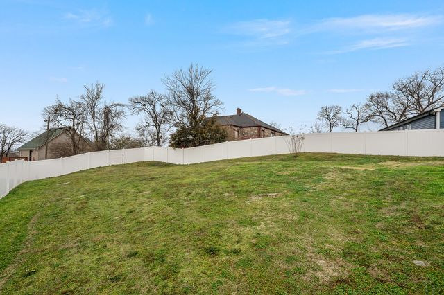 2741 Buena Vista Pike, Nashville, TN 37218