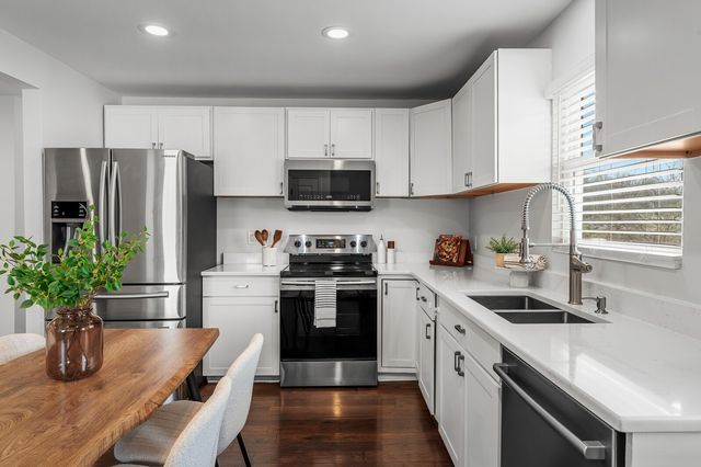 2741 Buena Vista Pike, Nashville, TN 37218