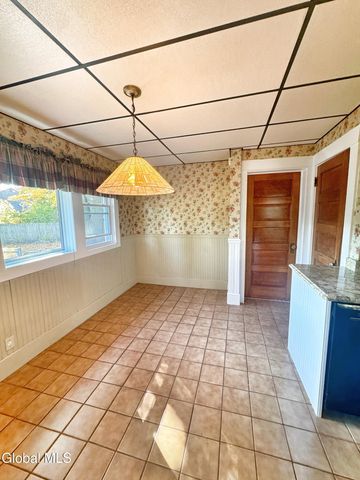 9 Lawton Avenue, Glens Falls, NY 12801