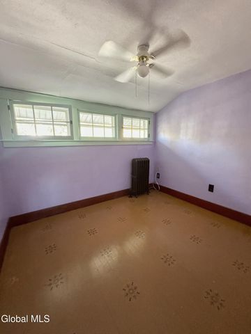 9 Lawton Avenue, Glens Falls, NY 12801