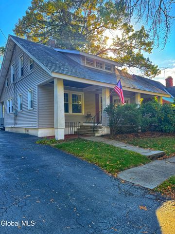 9 Lawton Avenue, Glens Falls, NY 12801